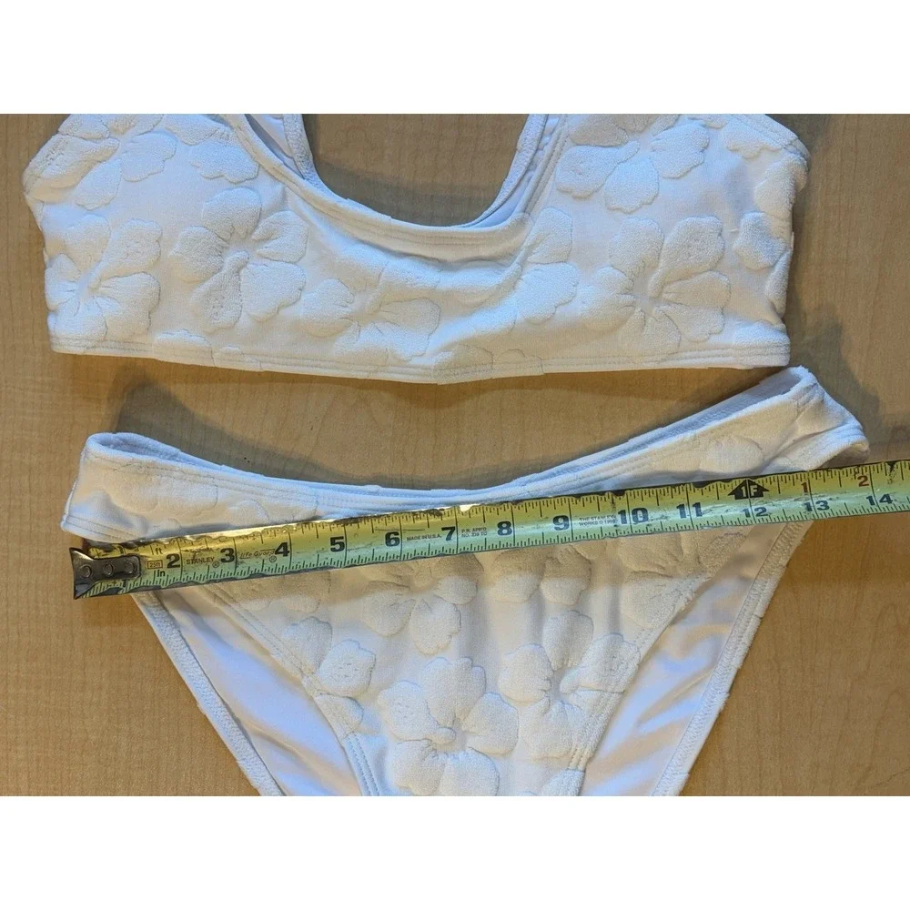 White Floral Textured Bikini Set‎ Women's Size Small 2-Piece Swimsuit